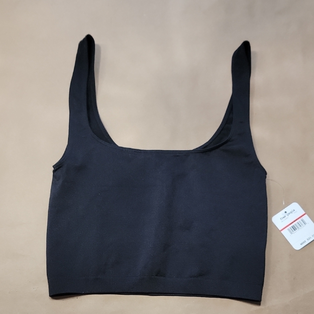 Free People Size XS/S Black Scoop Neck Crop Top, NEW with Tag